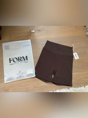 FORM Core Shorts - Espresso